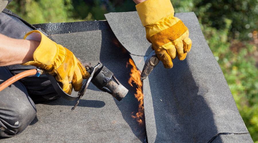 Professional gutter cleaning in Brevard, NC